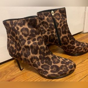 NEW - Nine West - Kiana Leopard Faux Fur Heeled Bootie - Size: 10